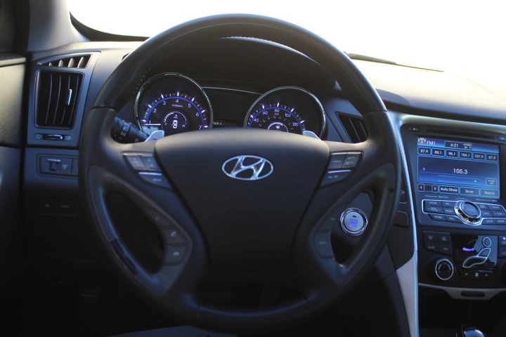 Used Car 2013 Hyundai Sonata  Se For Sale Under $10,000 In Georgetown, Texas