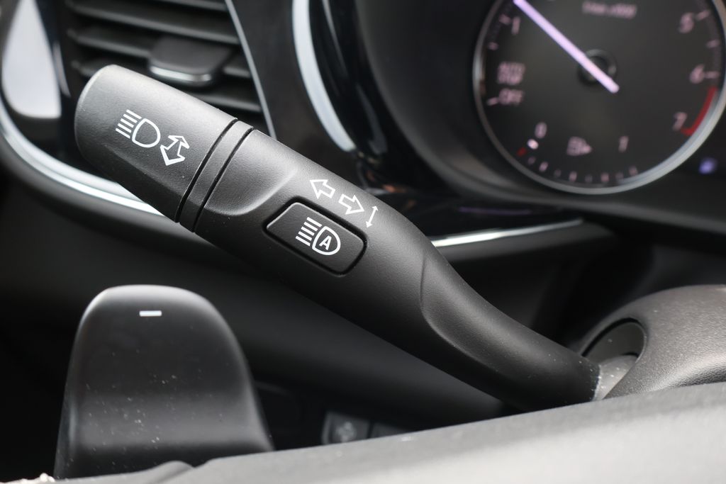 Thumbnail: 2023 Buick Envision - 20