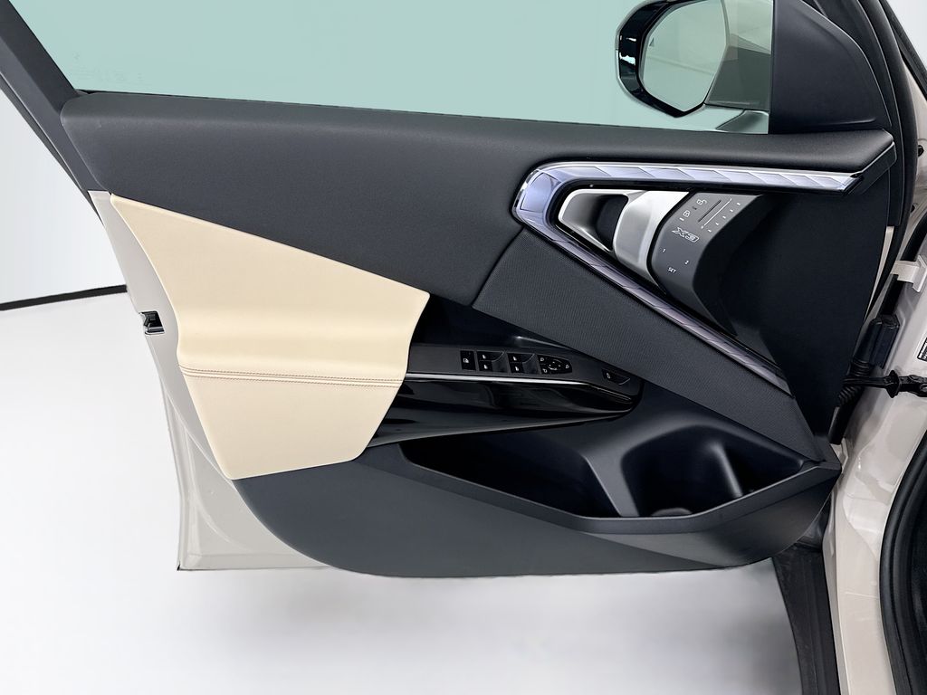 Thumbnail: 2026 BMW X3 - 22