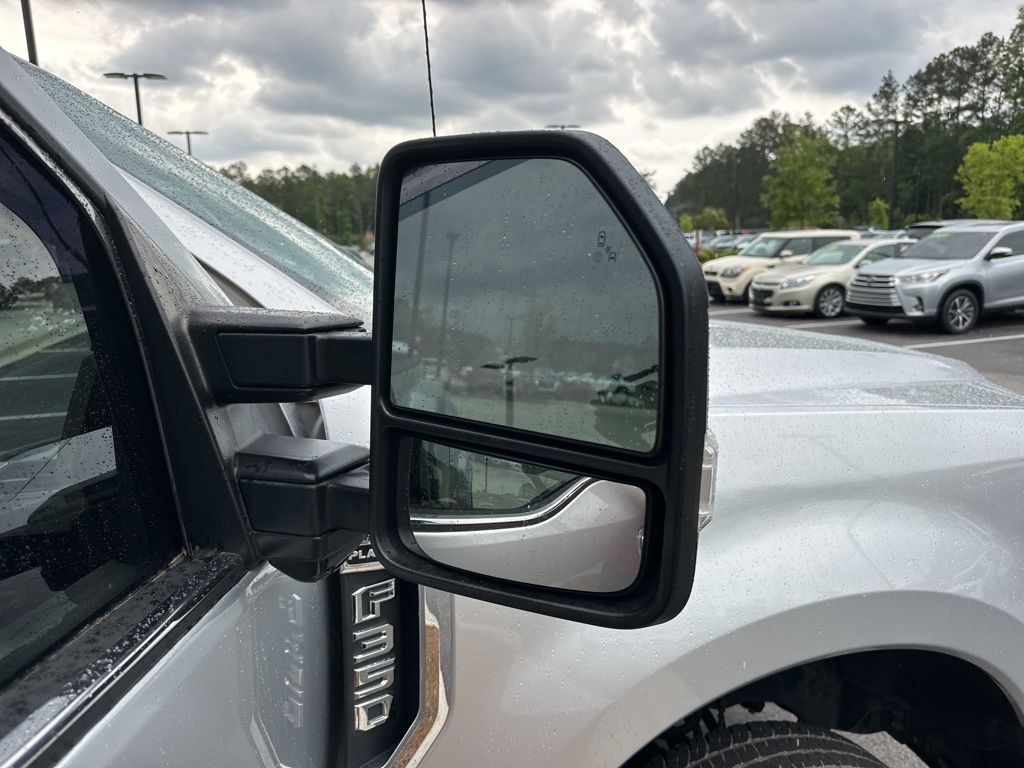 2019 Ingot Silver Metallic Ford Super Duty F-350 DRW Platinum 4X4 Truck