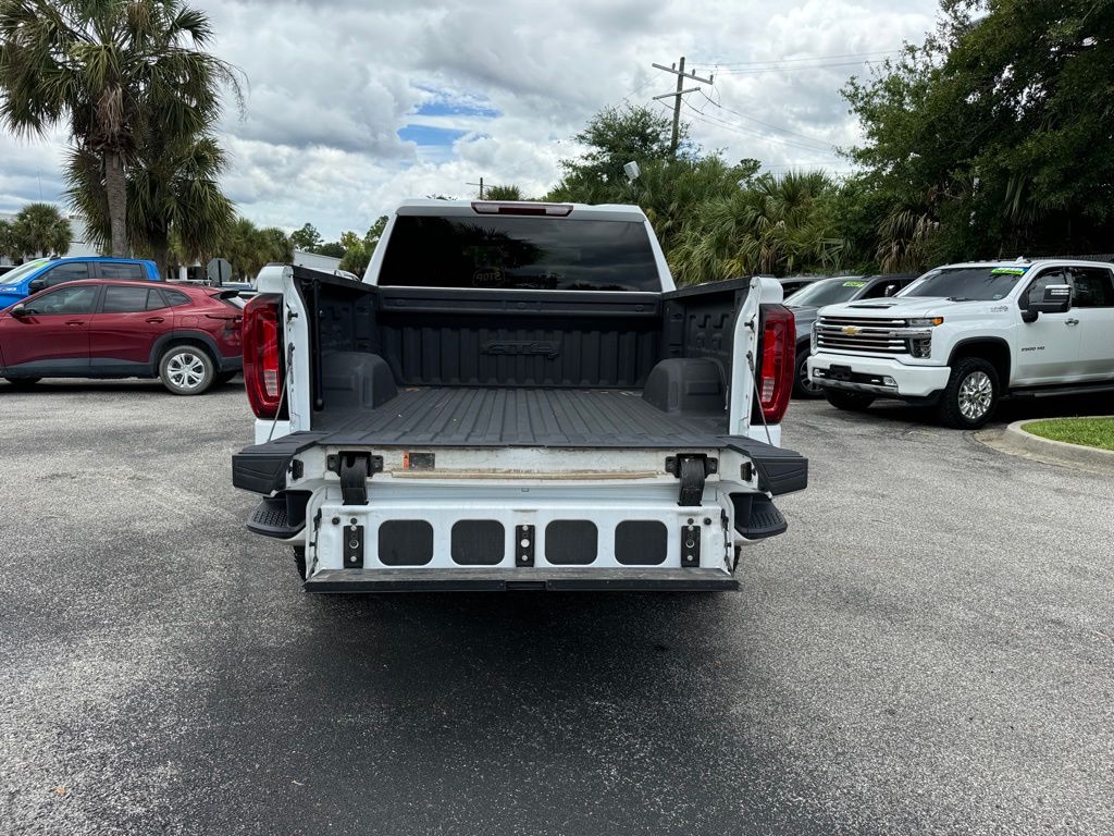 2023 GMC Sierra 1500 AT4 11