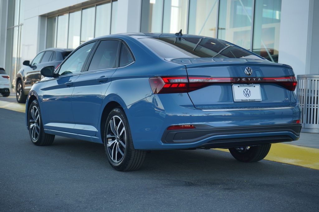 Thumbnail: 2026 Volkswagen Jetta - 3