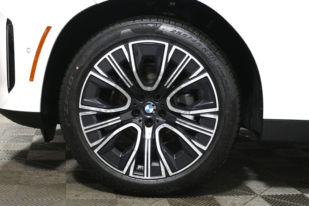 Thumbnail: 2026 BMW X3 - 12