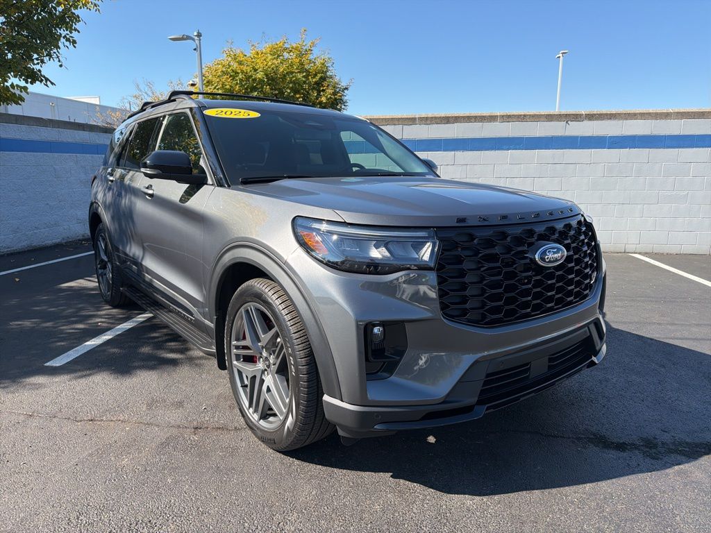 Thumbnail: 2025 Ford Explorer - 7