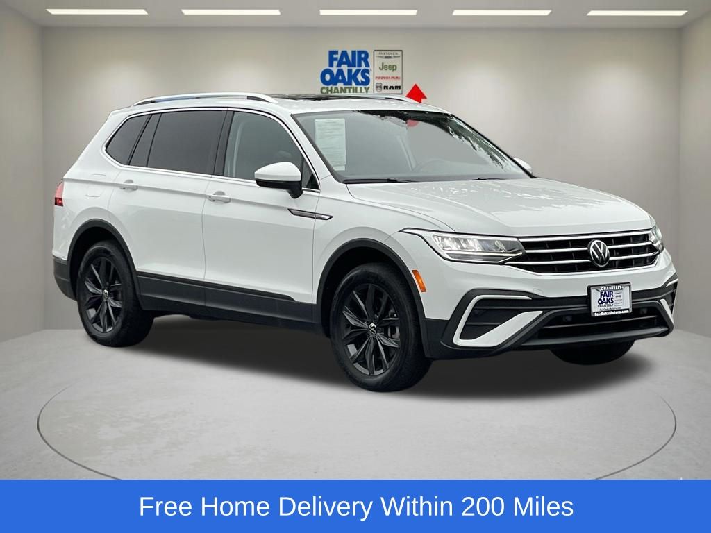 Pure White 2024 Volkswagen Tiguan SUV / Crossover Front-Wheel Drive 8-Speed Automatic