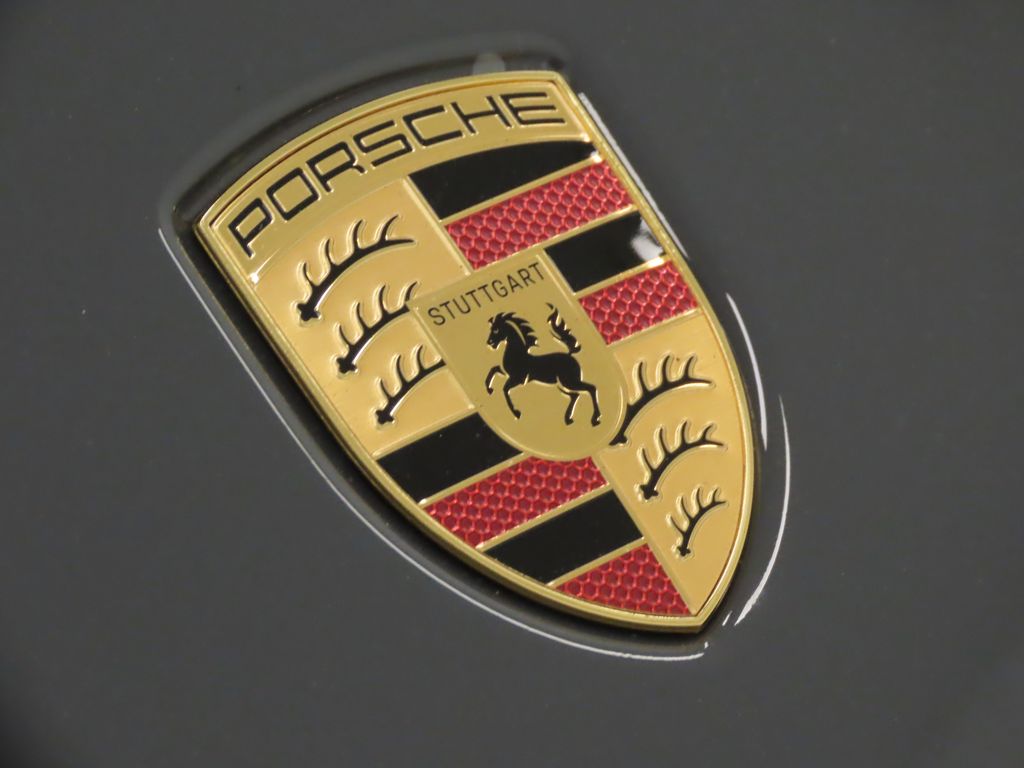 Thumbnail: 2025 Porsche 911 - 21