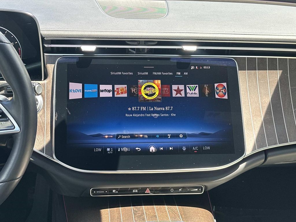 Thumbnail: 2024 Mercedes-Benz E-Class - 21