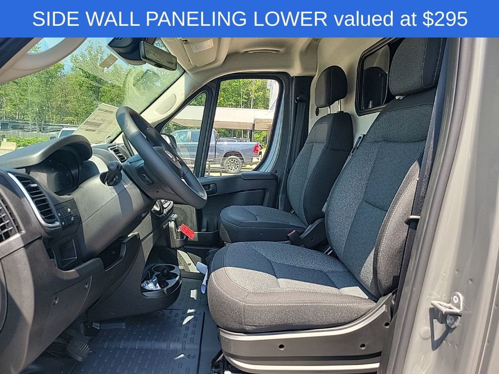 2025 Ram ProMaster 3500 photo 9