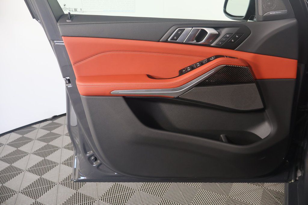 Thumbnail: 2025 BMW X5 - 7