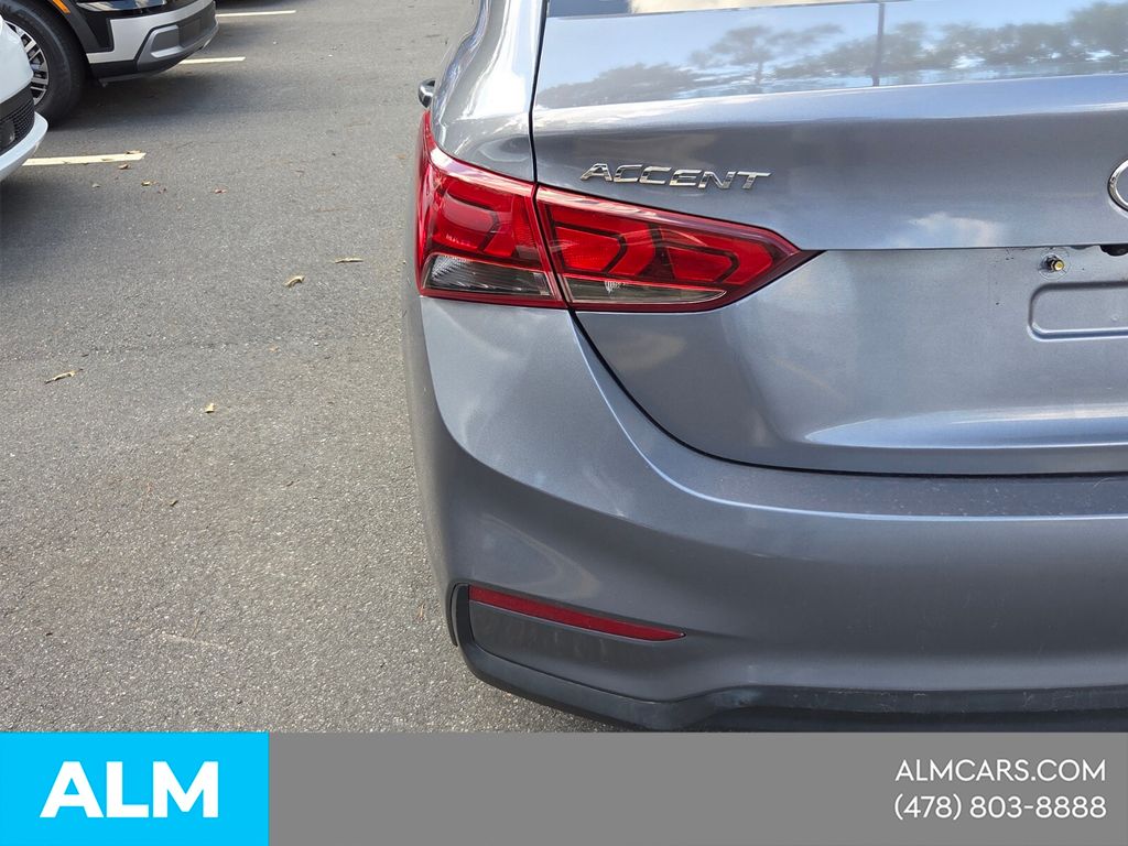 Used 2018 Gray Hyundai SEL image 15