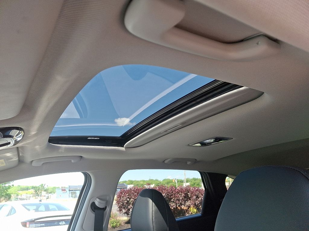 2025 Hyundai Tucson SEL Convenience 16