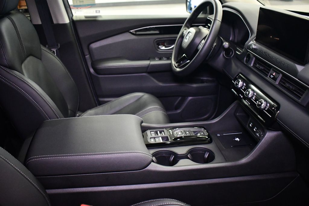 Thumbnail: 2026 Honda Passport - 32