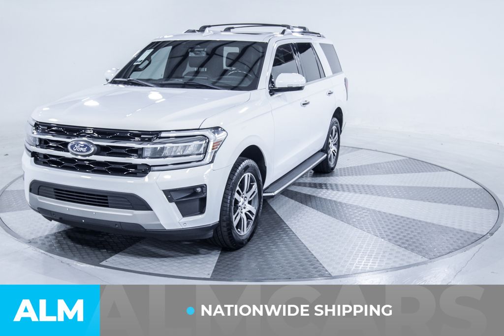 Used 2022 White Ford Limited image 2