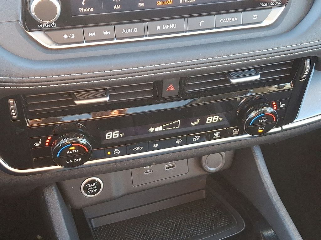 Thumbnail: 2022 Nissan Rogue - 17