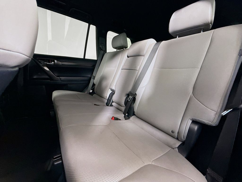 Thumbnail: 2023 Lexus GX - 25