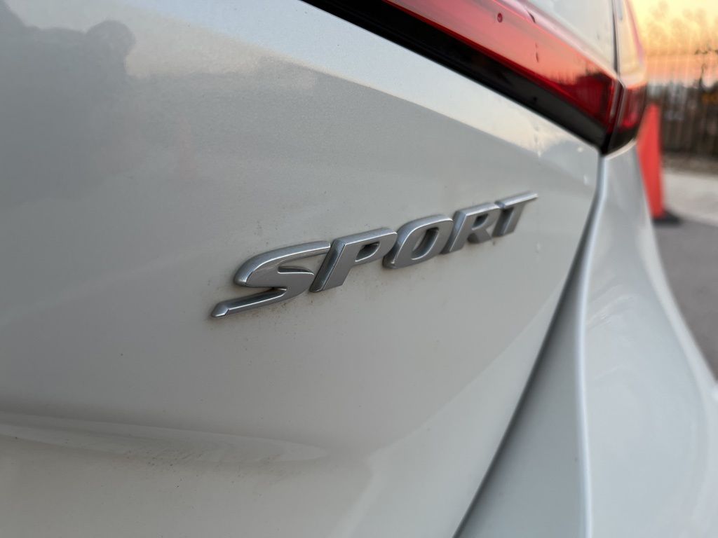 Thumbnail: 2022 Honda Civic - 9