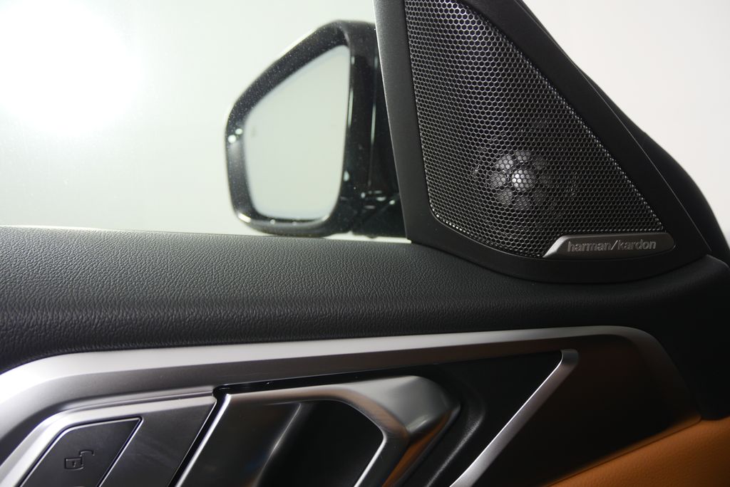 Thumbnail: 2026 BMW i4 - 9