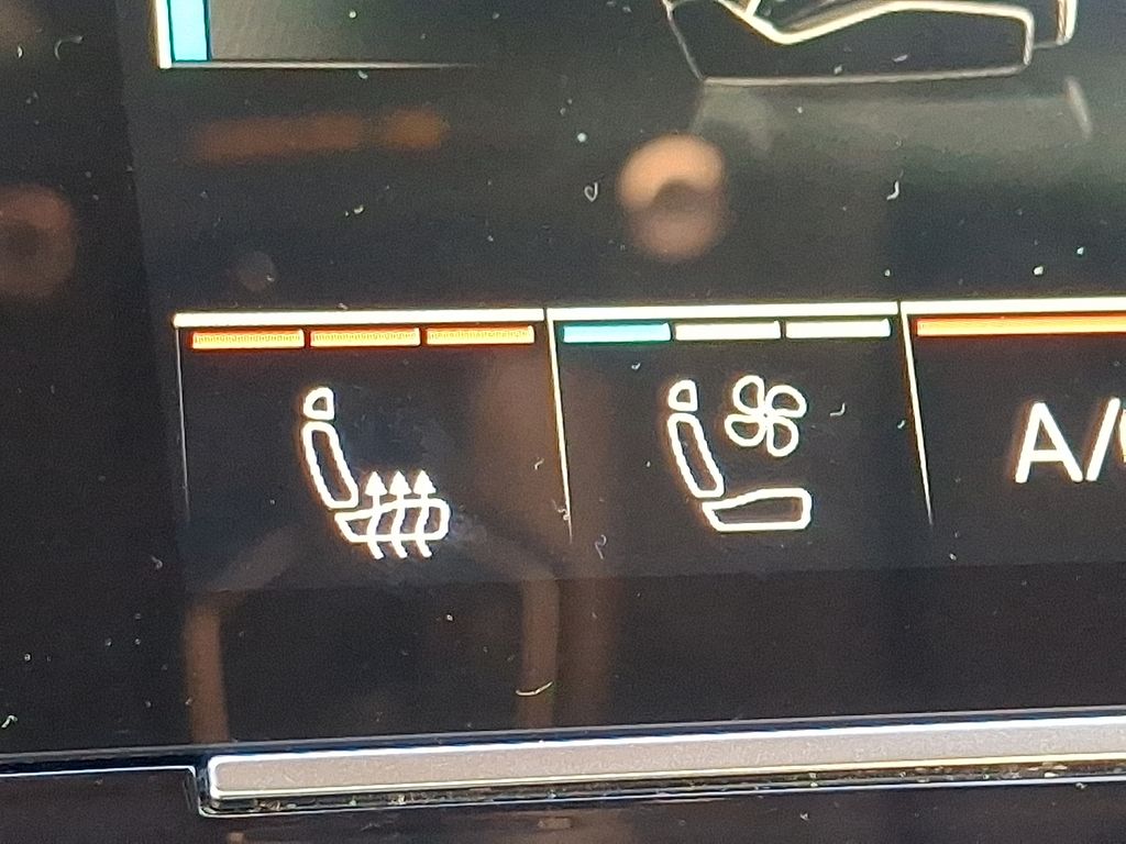 Thumbnail: 2022 Audi Q7 - 24