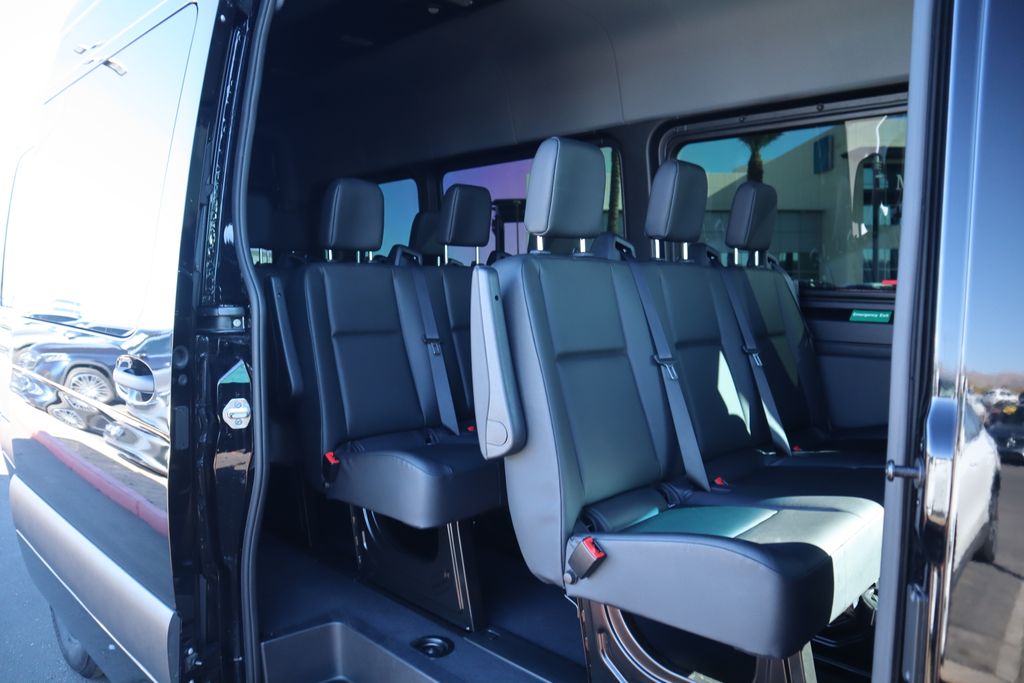 2020 Mercedes-Benz Sprinter 2500 25