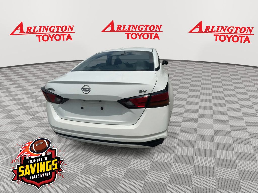 Used 2024 Nissan Altima Sedan