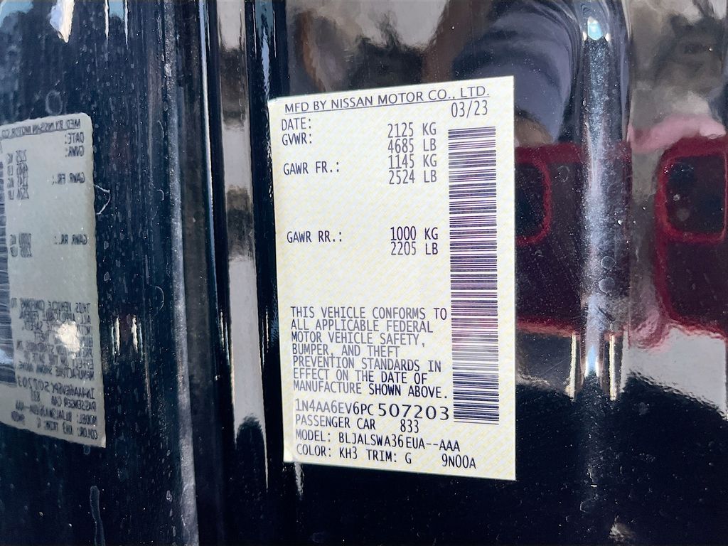 Used 2023 Black Nissan SR image 31
