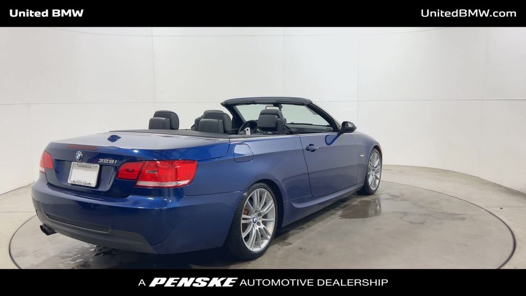 Thumbnail: 2009 BMW 3 Series - 8