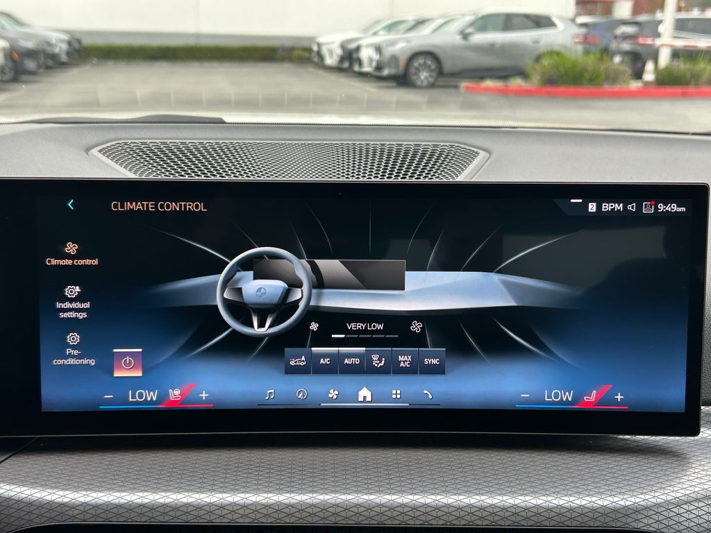 Thumbnail: 2025 BMW 4 Series - 24