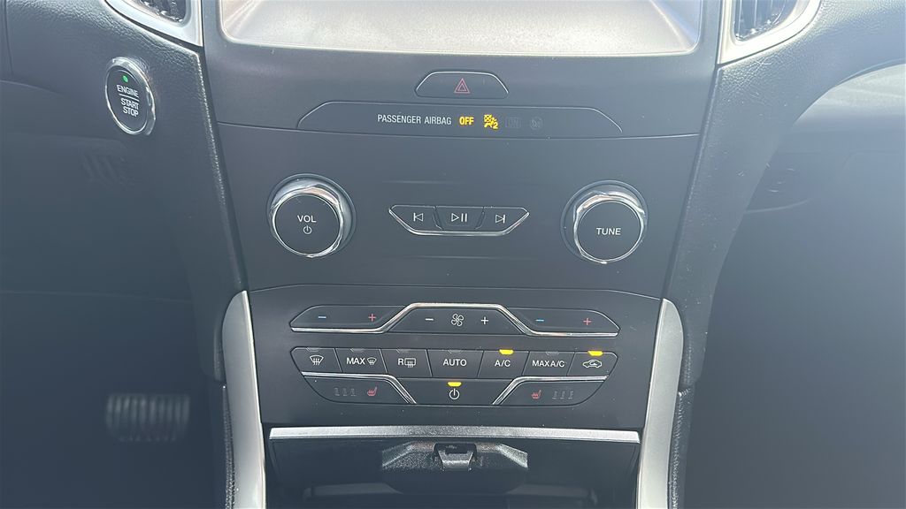 2019 Ford Edge SEL White at DeMontrond Gulf Freeway