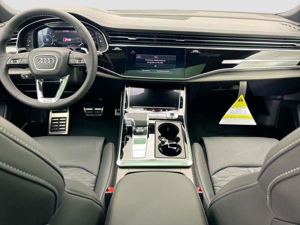 Thumbnail: 2026 Audi RS Q8 - 14