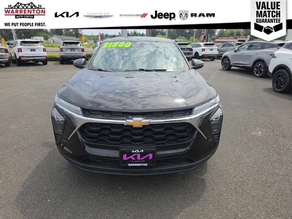View vehicle photo 7
