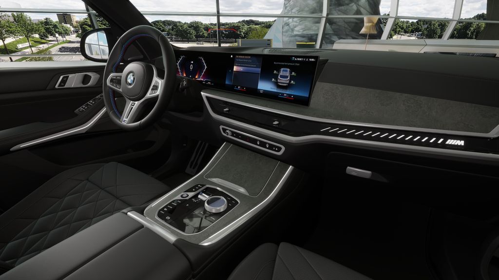 2026 BMW X5 M60i 14