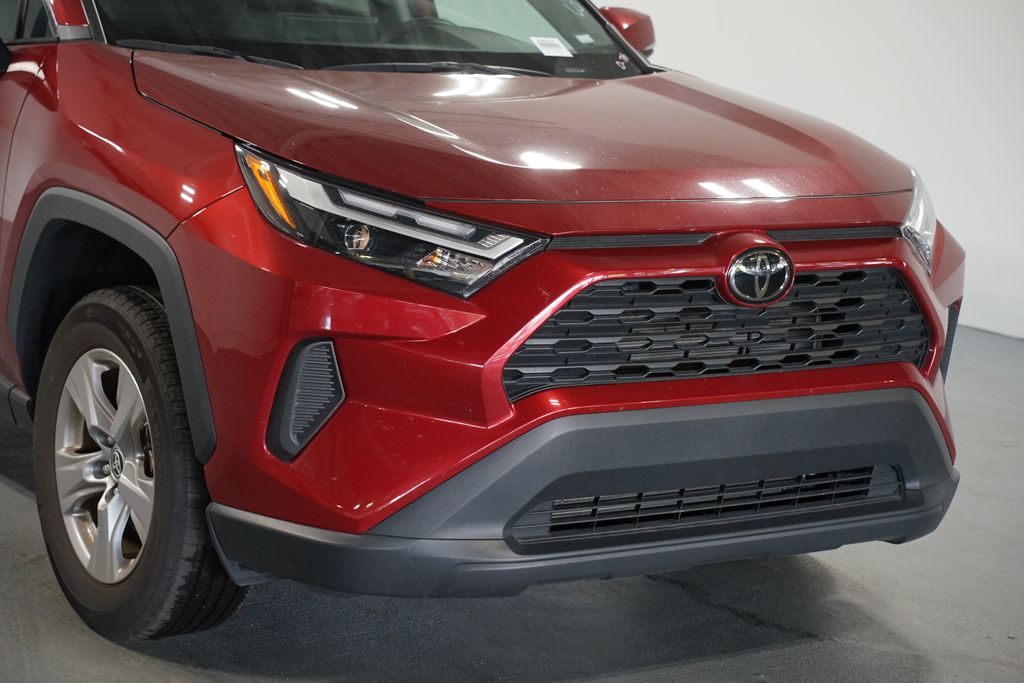 Thumbnail: 2025 Toyota RAV4 - 4