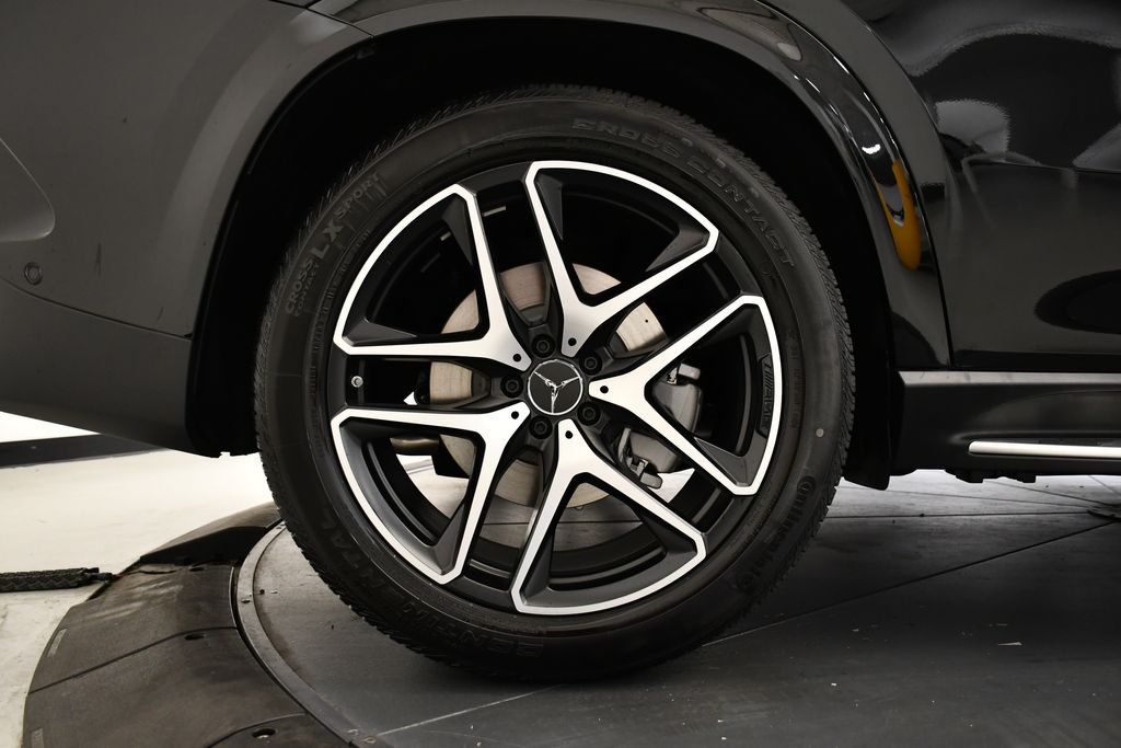 Thumbnail: 2025 Mercedes-Benz GLE - 16