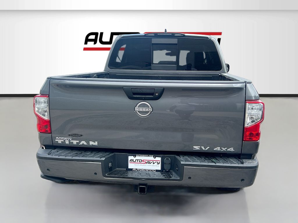 Used 2024 Gray Nissan SV image 6