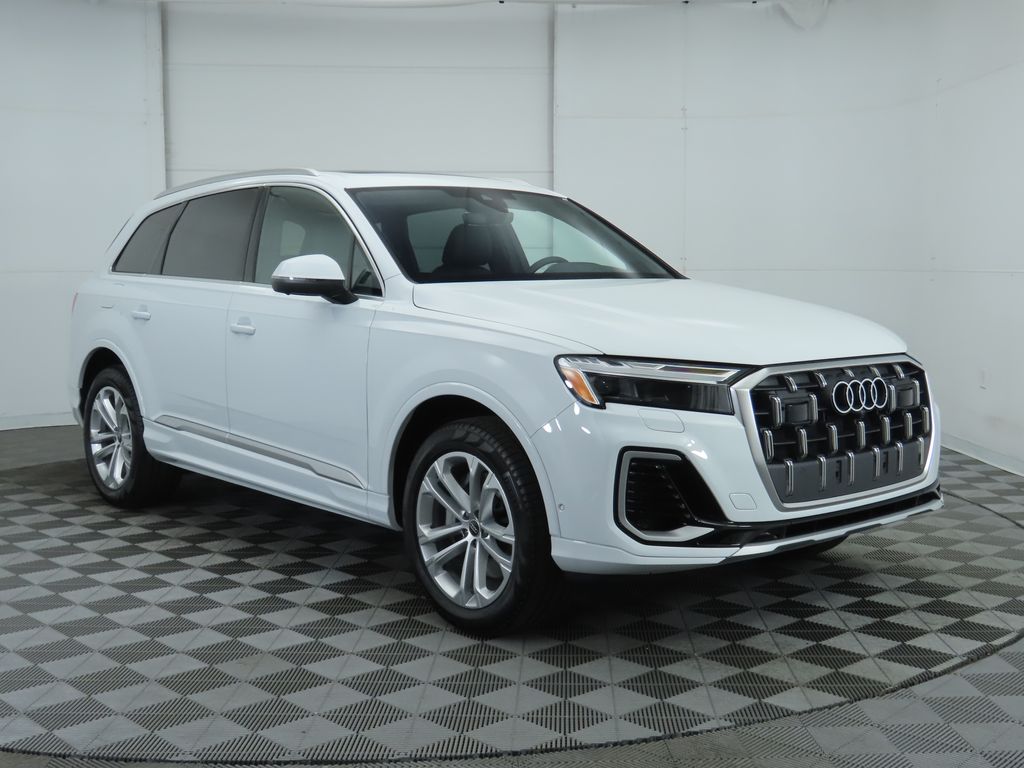 2025 Audi Q7 Premium Plus 4