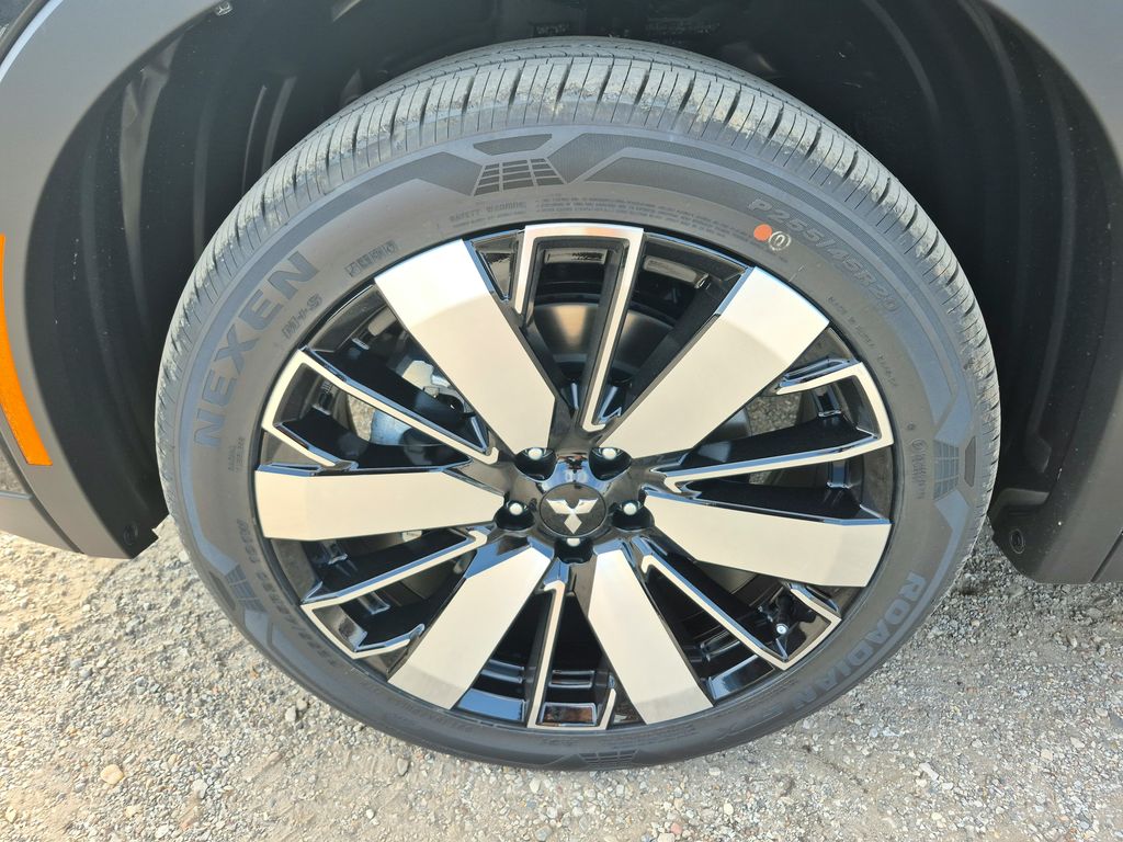 2026 Mitsubishi Outlander SE - 8