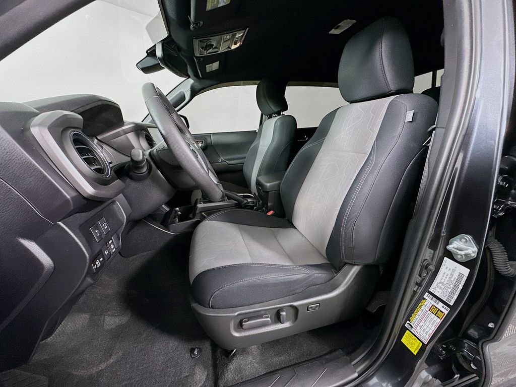 Thumbnail: 2023 Toyota Tacoma - 21