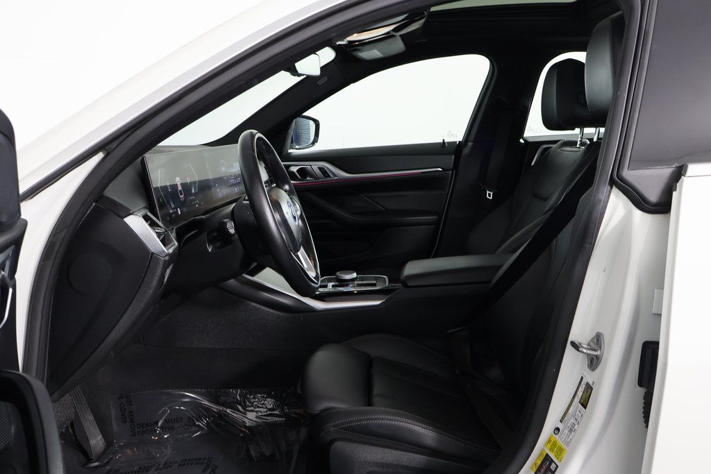 Thumbnail: 2024 BMW i4 - 10