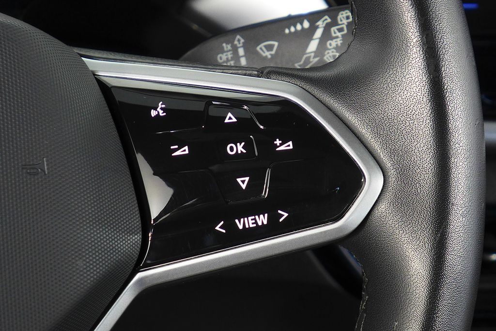 Thumbnail: 2023 Volkswagen ID.4 - 29
