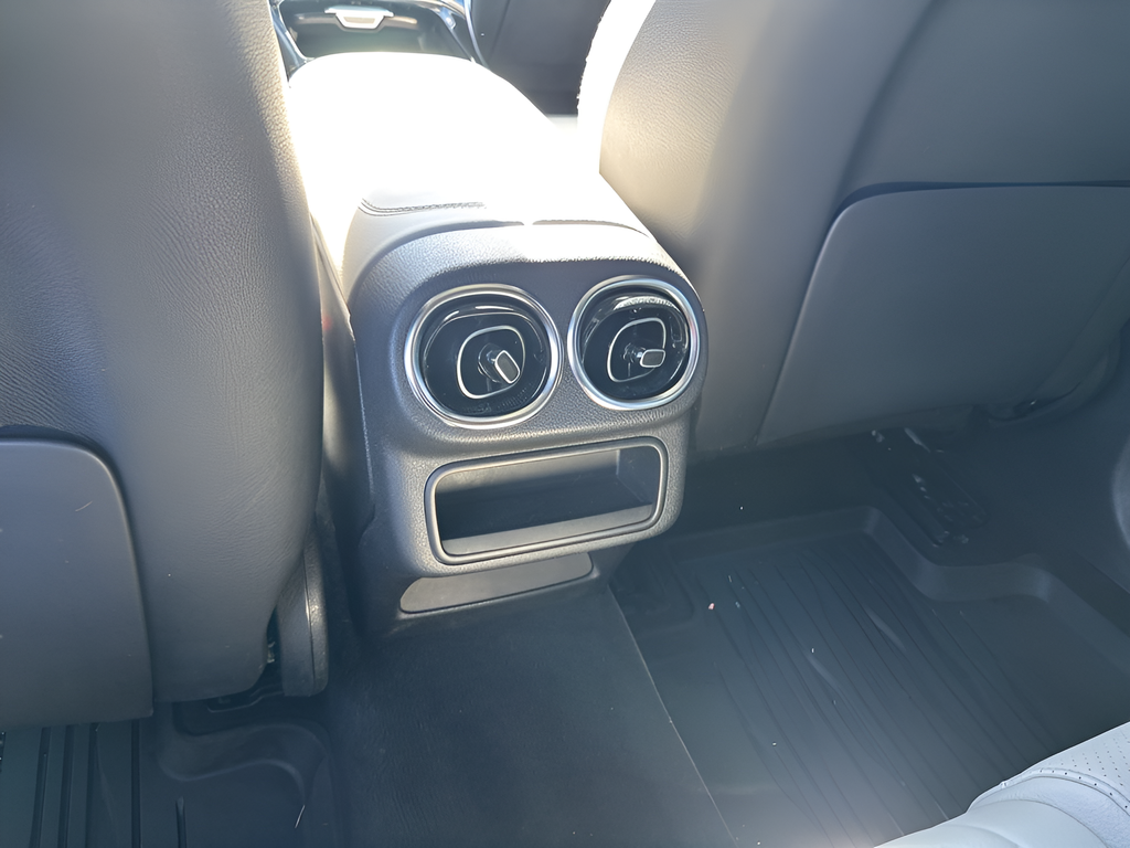 Used Car 2024 Mercedes-benz Glc  Glc 300 For Sale Under $40,000 In Austin, Texas