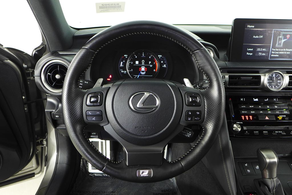 2022 Lexus IS 350 27