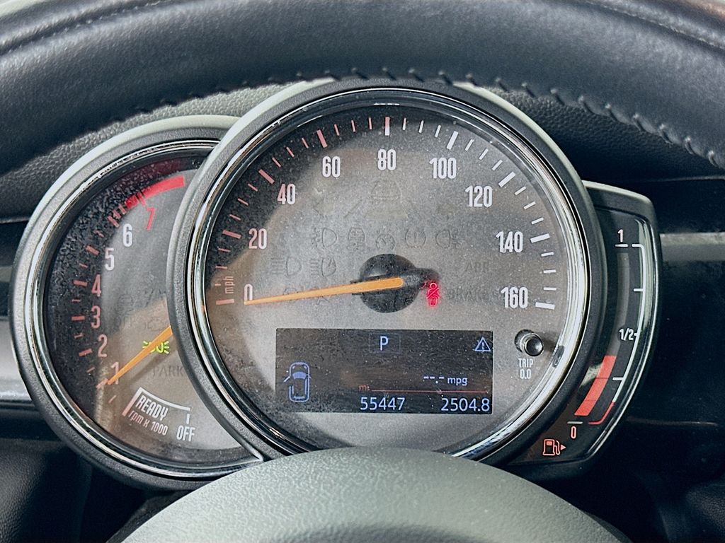 2019 MINI Cooper  12