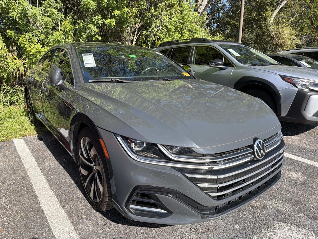 Silver 2021 Volkswagen Arteon Sedan Front-Wheel Drive 8-Speed Automatic