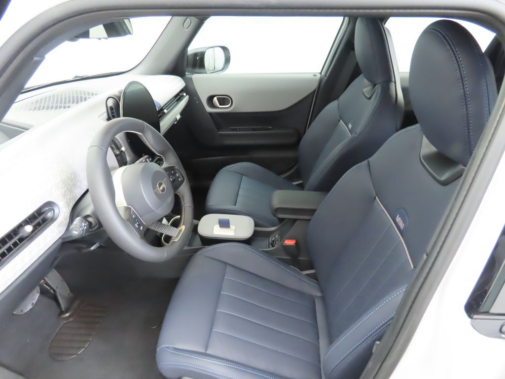 Thumbnail: 2026 MINI Cooper - 21