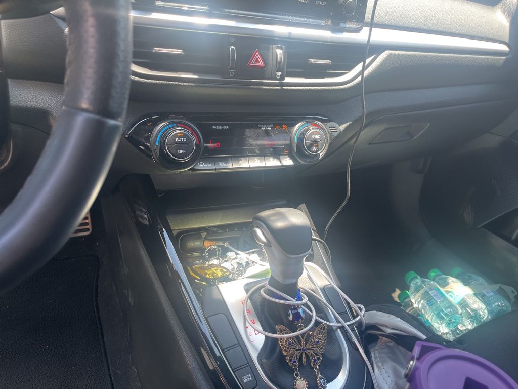 Thumbnail: 2024 Kia Forte - 6