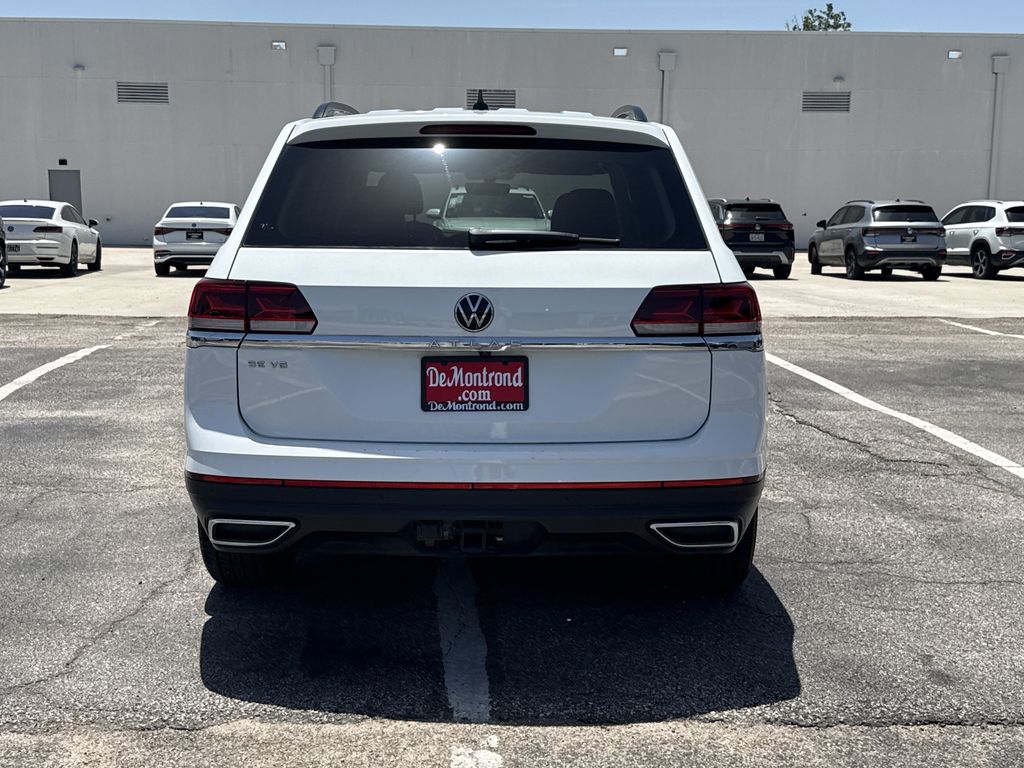 2022 Volkswagen Atlas 3.6L V6 SE w/Technology White at DeMontrond Auto Country