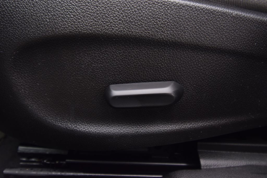 used 2012 Chevrolet Cruze car, priced at $6,500