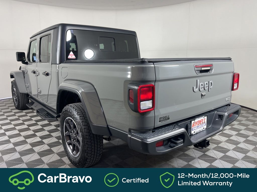 View vehicle photo 7