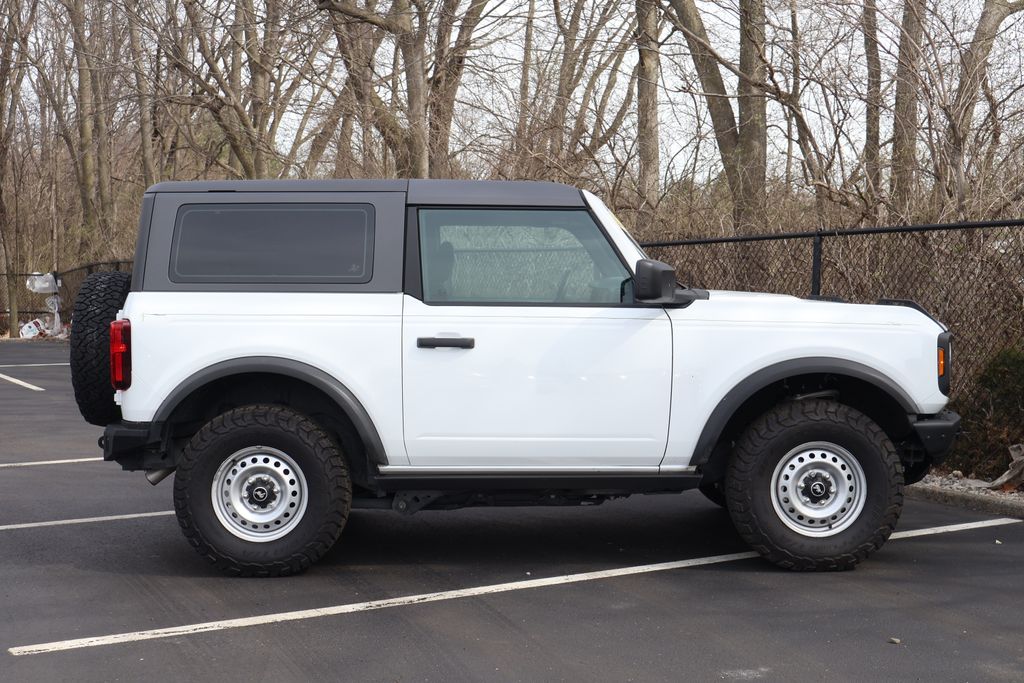 Thumbnail: 2022 Ford Bronco - 9