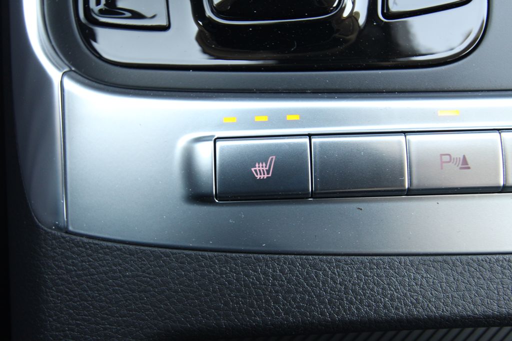 New 2027 Kia Carnival MPV Van